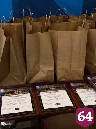 Саратовские гандболисты отметили 15-летие клуба встречей с болельщиками
